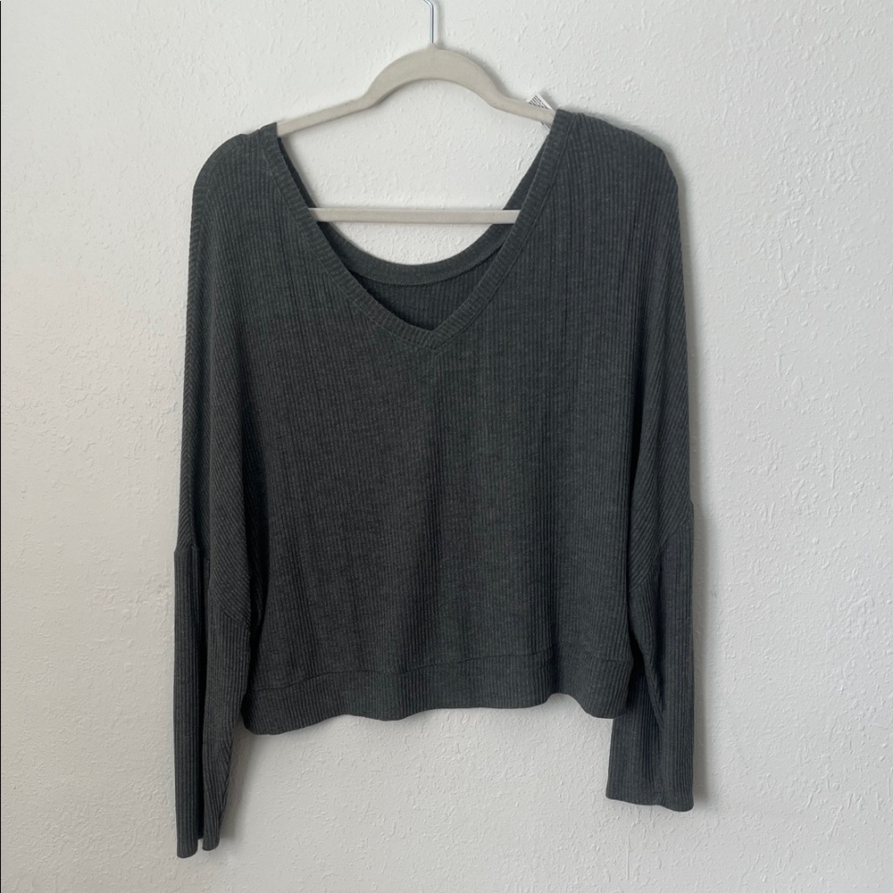 Auden Women's V-Neck Ribbed Knit Top - Gray